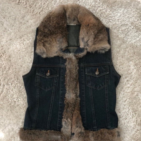 Adorable Fur & Denim Vest💗 - Picture 2 of 9